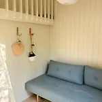 Charming Summer House Close To The Water Feriehus *